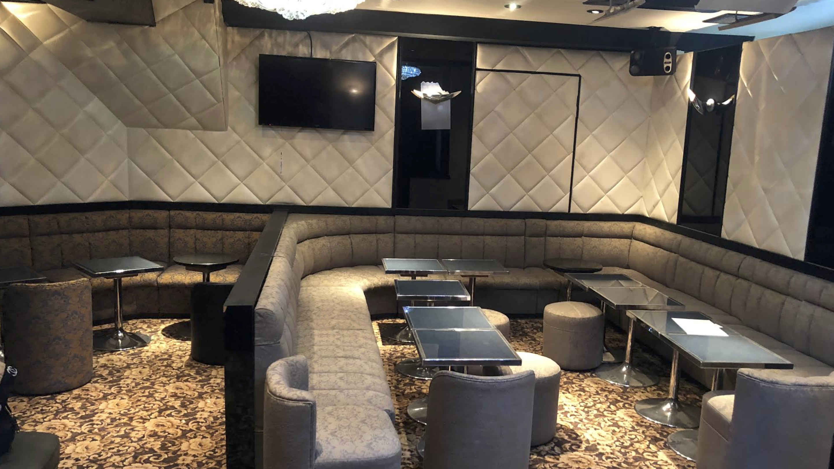 Lounge 凛 店内写真